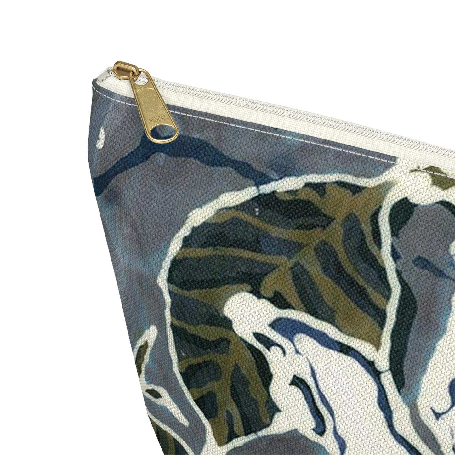 “Artful Carry: Brigg Evans Serti-Batik Pouches & Clutches” - Magnolia